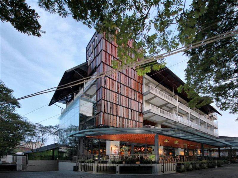 Hay Bandung Hotell Exteriör bild