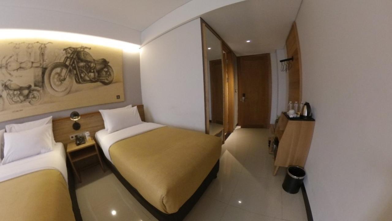 Hay Bandung Hotell Exteriör bild