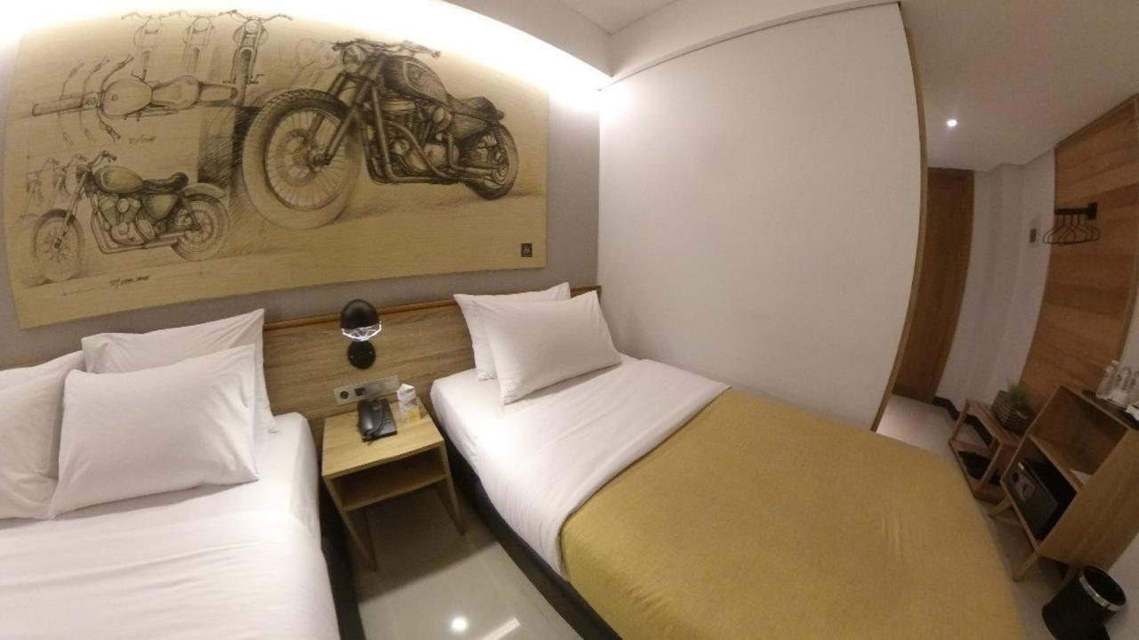 Hay Bandung Hotell Exteriör bild