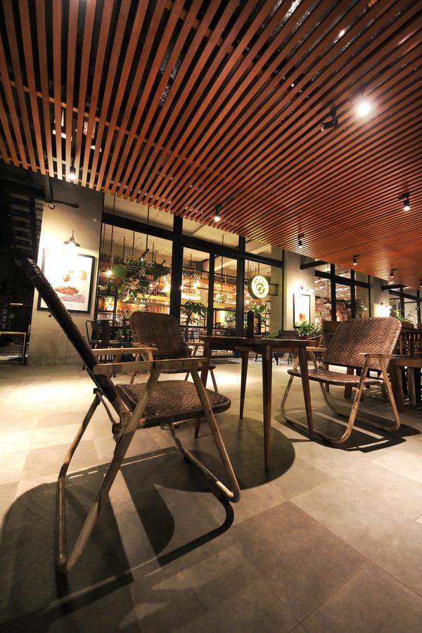 Hay Bandung Hotell Exteriör bild