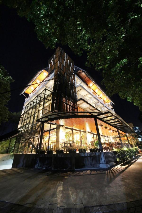 Hay Bandung Hotell Exteriör bild
